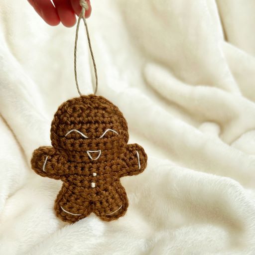 Kid Friendly Crochet Gingerbread Man Christmas Ornament - Life with Bubbins
